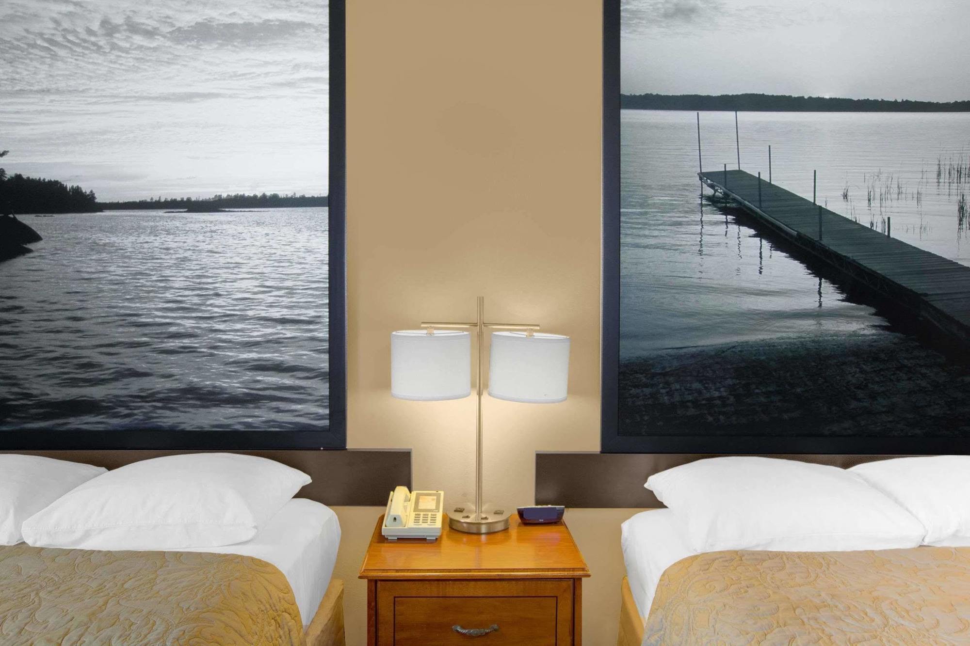 Super 8 By Wyndham Clear Lake Exterior foto